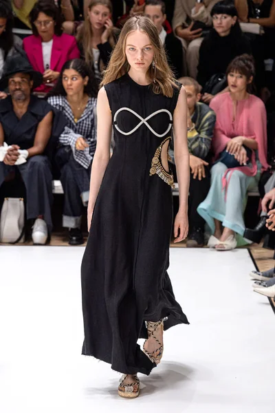 Look 6